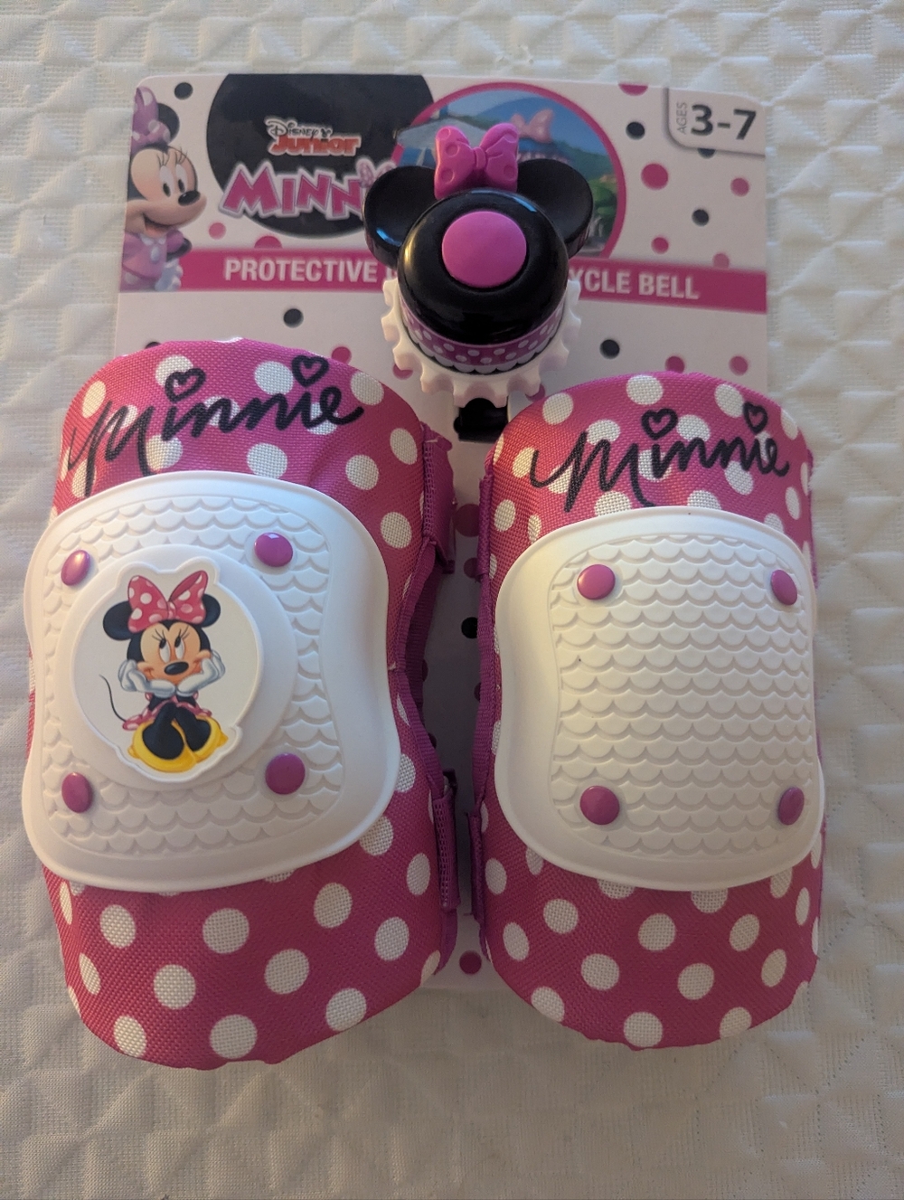 Disney Junior Minnie Mouse Pink Polka Dot Knee Elbow Pads Set